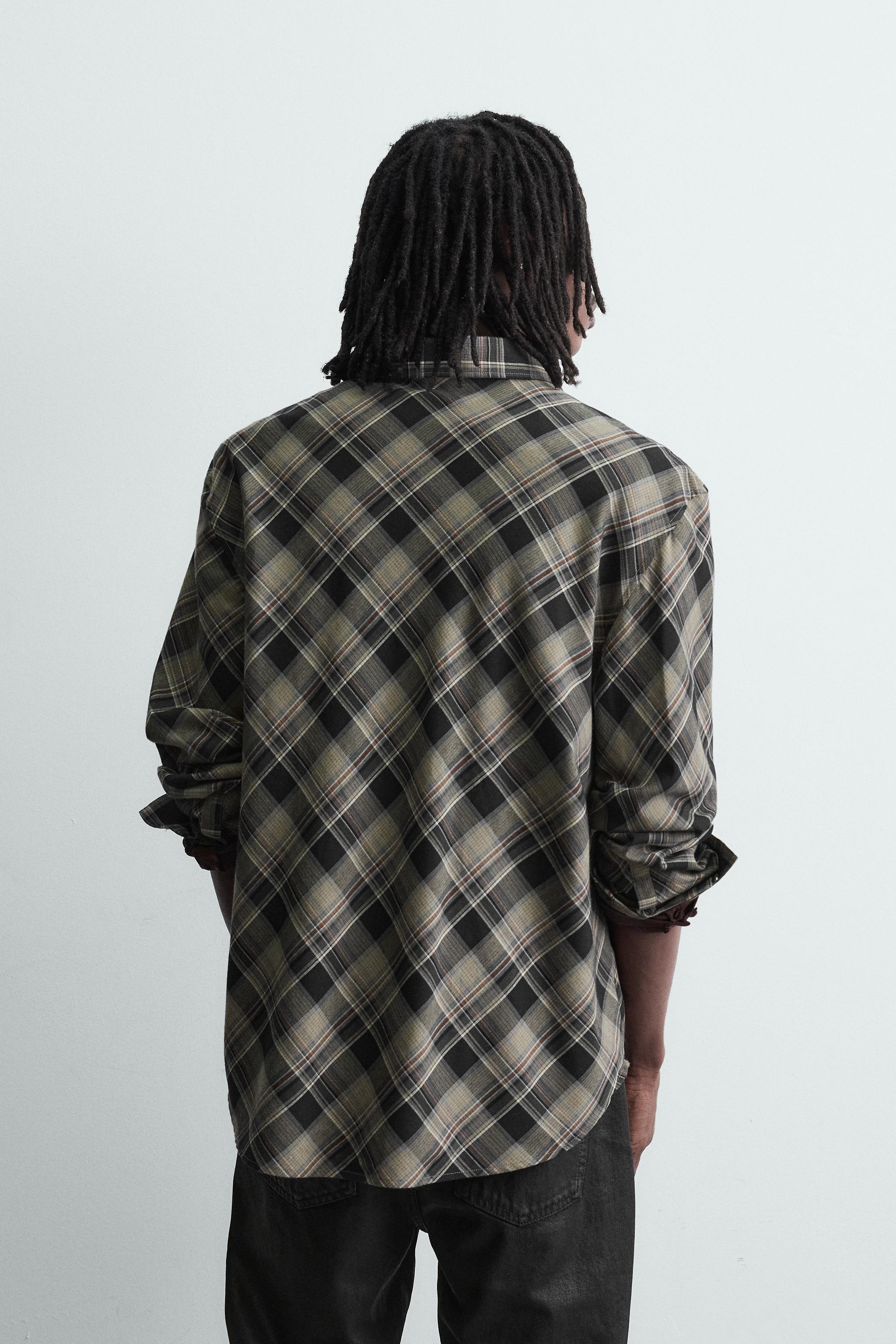 CHEMISE À CARREAUX